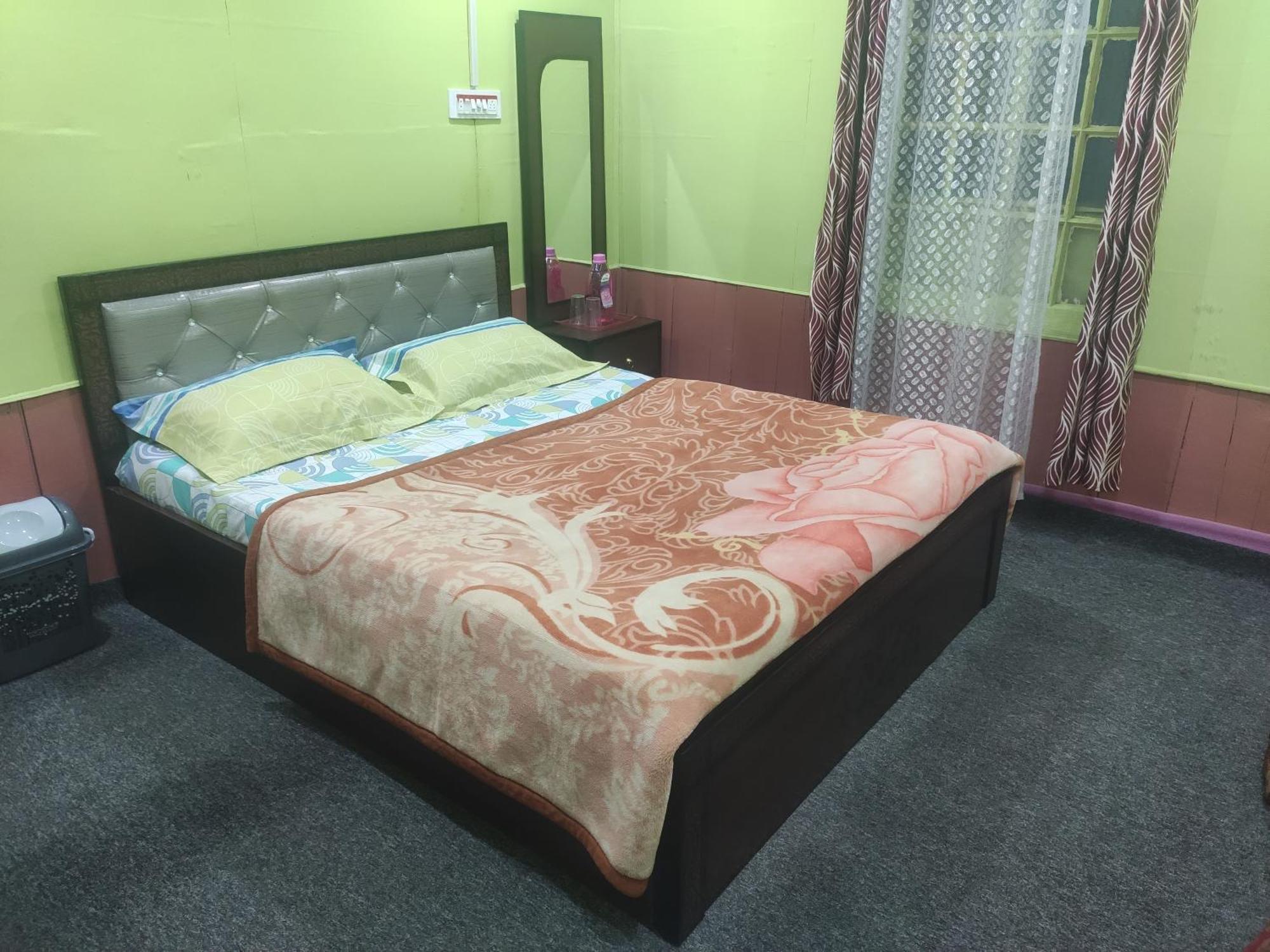 Lakeside Homestay Srinagar 客房 照片